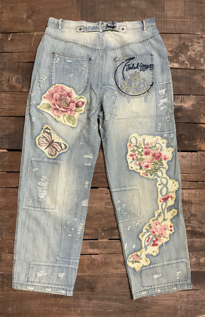 JADED GYPSY FLORAL APPLIQUE JEANS