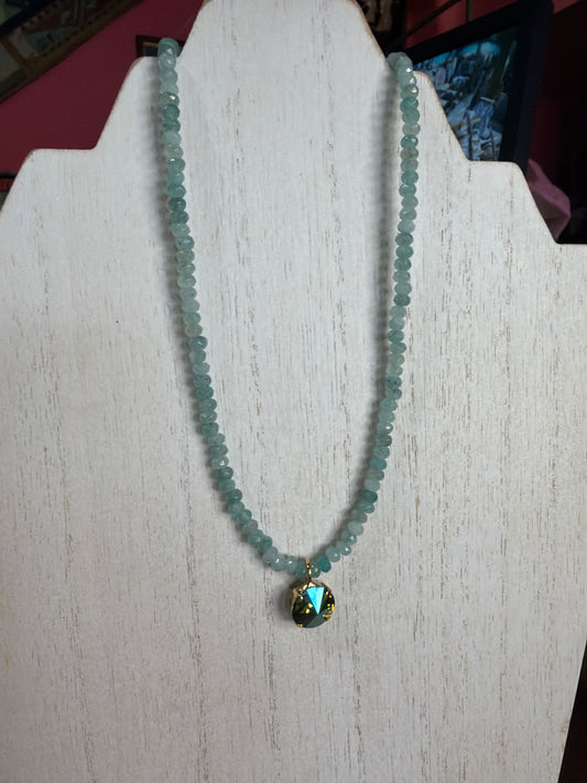 Paige Necklace in Fairy Dust Peridot Verde