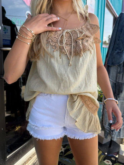 Ruffling Feathers Tank Top - Tea Stain