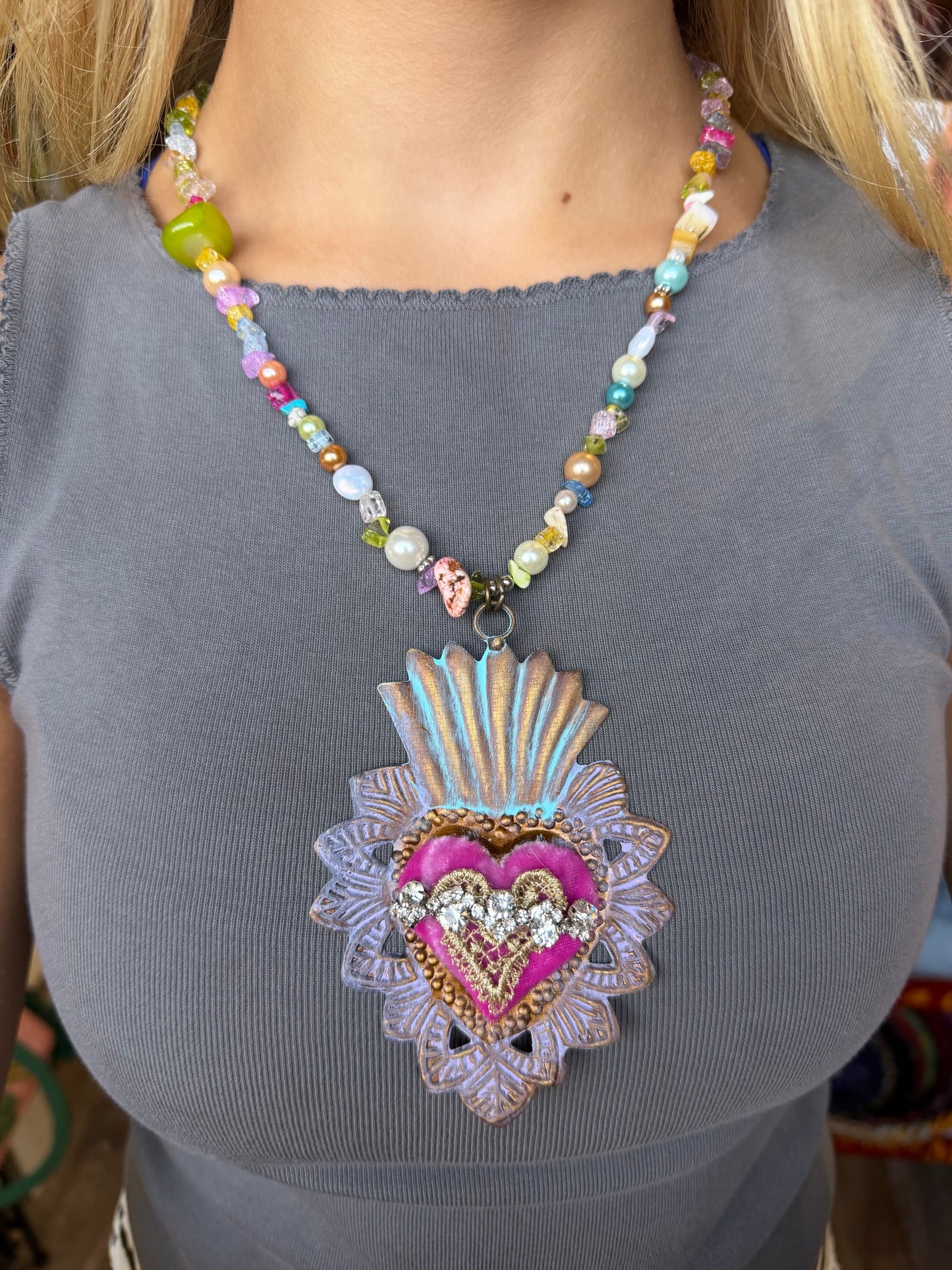 SACRED HEART NECKLACE