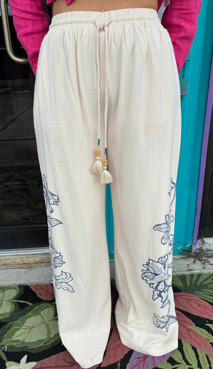 FLORAL EMBROIDERY PANT
