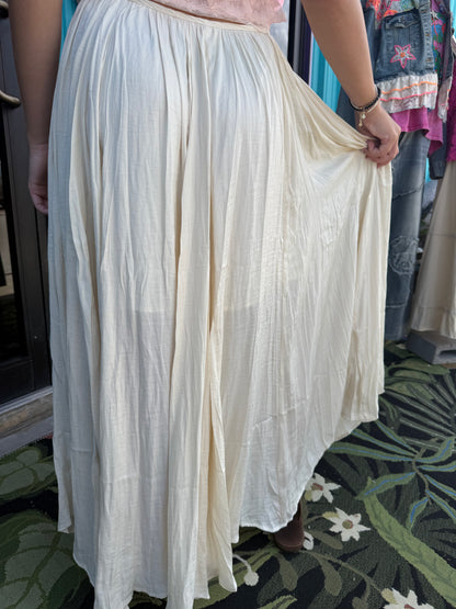 Solid Soft Pleated Flowy Maxi Skirt With Lining