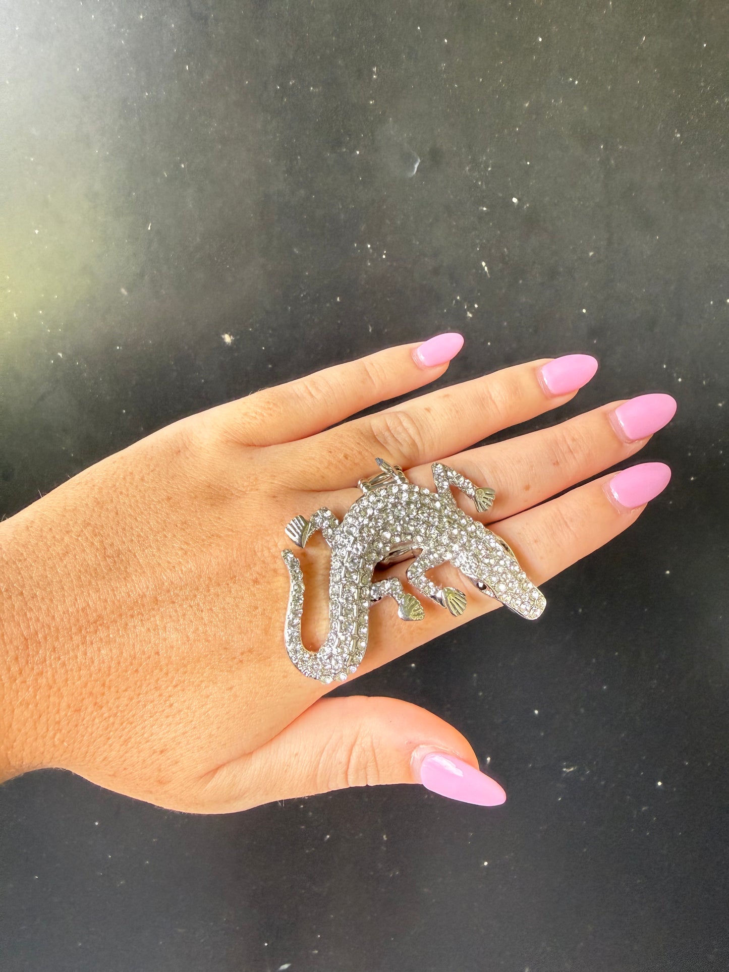 Rhinestone Paved Alligator Pointed Stretch Ring