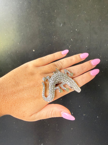 Rhinestone Paved Alligator Pointed Stretch Ring