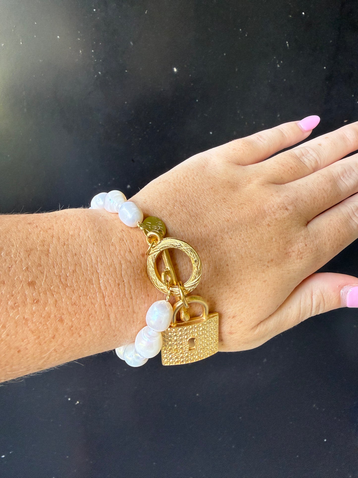 Freshwater Pearl & Gold Lock Bracelet