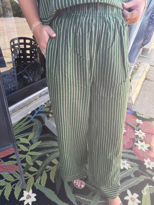 STRIPED PRINT STRAIGHT WIDE LEG PANTS
