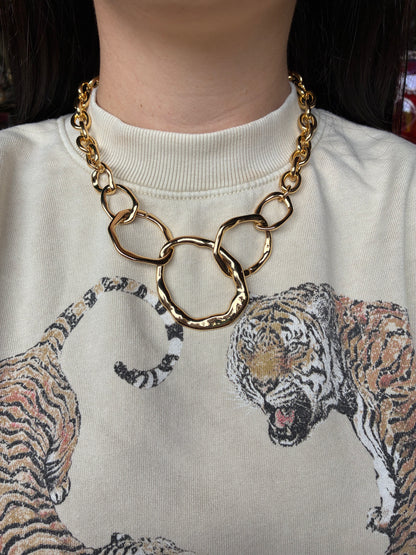 Interlocking Golden Chain Necklace