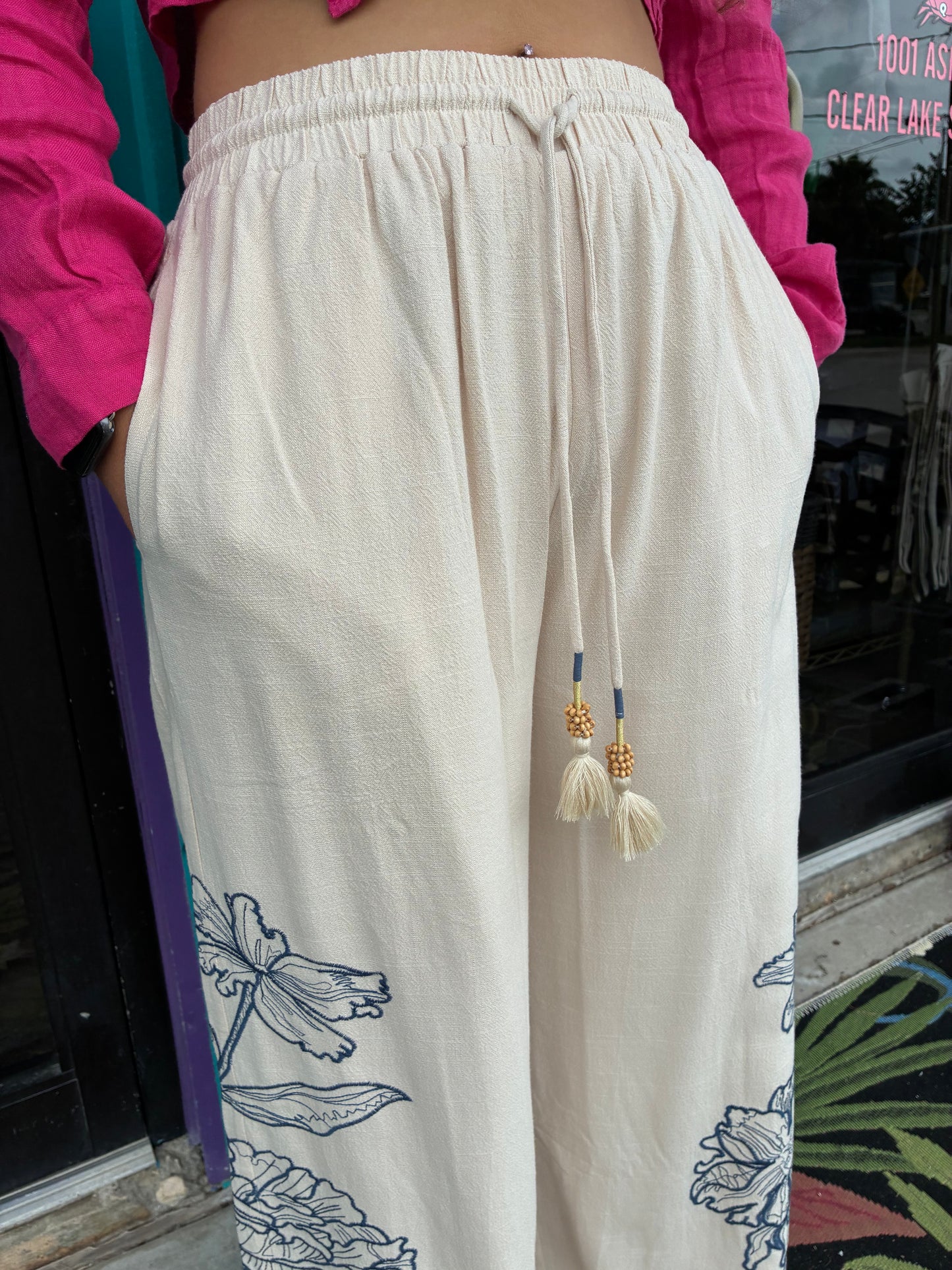 FLORAL EMBROIDERY PANT