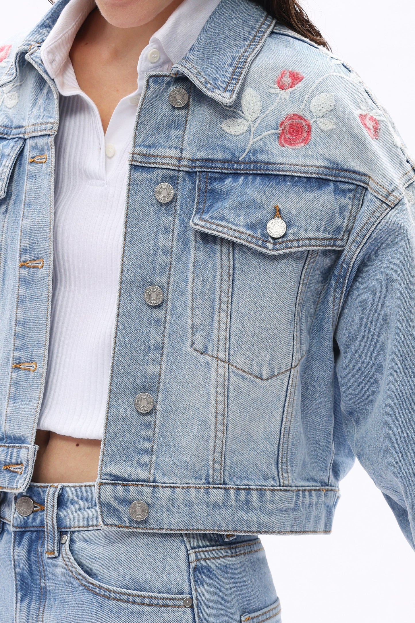 Cropped Floral Embroidered Denim Jacket