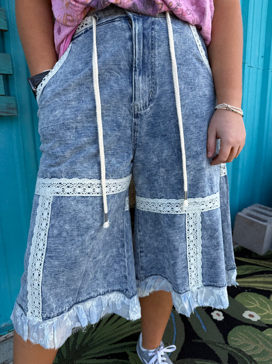 Vintage Washing Lace Ruffle Back Elastic Band Wide Pants