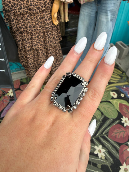 WETSTONE: Femme Fatale Jet Ring