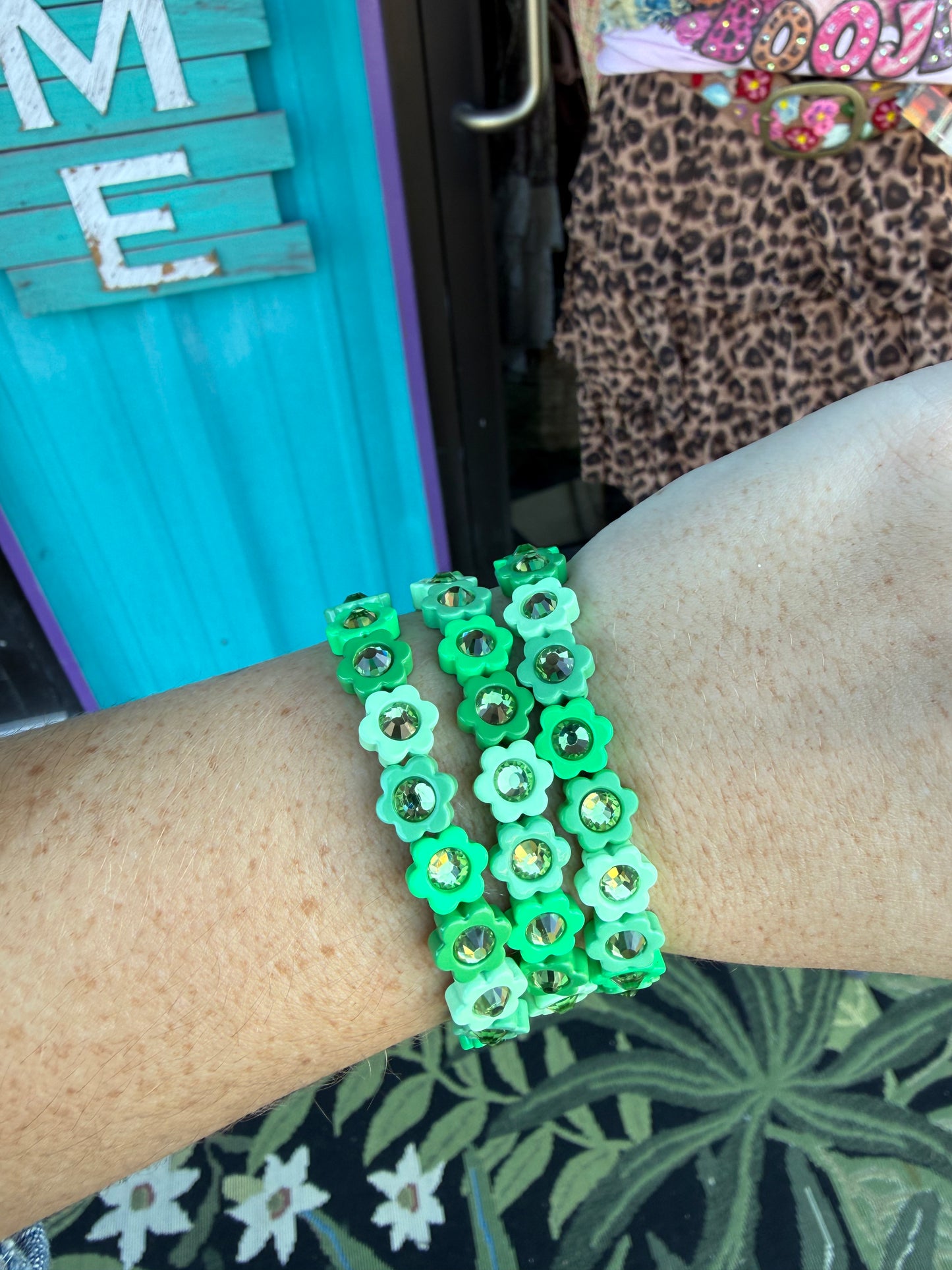 Lucky Charm Green Flower Stretch Bracelet