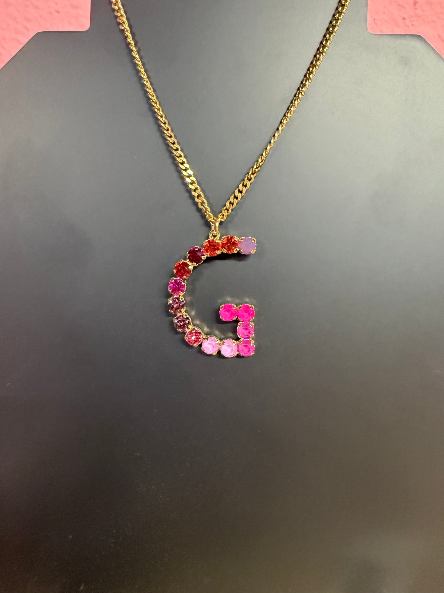 MONOGRAM G NECKLACE