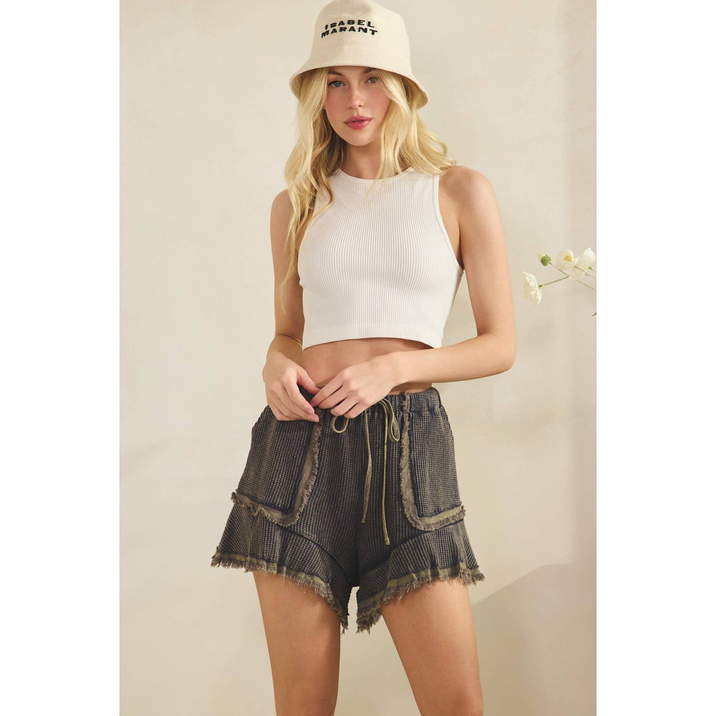 WAFFLE FRINGE CARGO SHORTS