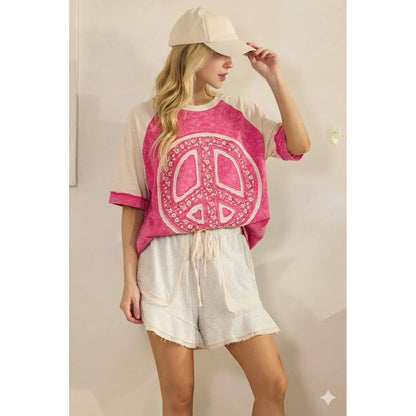 PEACE SIGN PATCH TEE