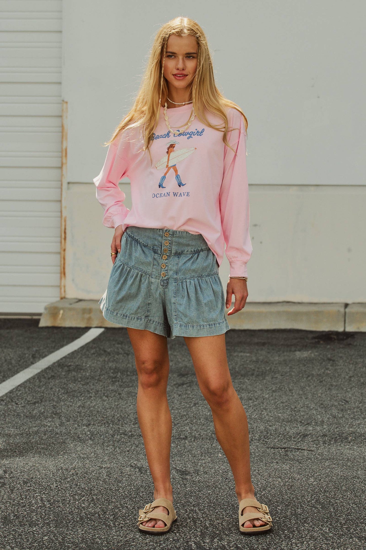 Light Wash Button Fly Gathered Denim Shorts