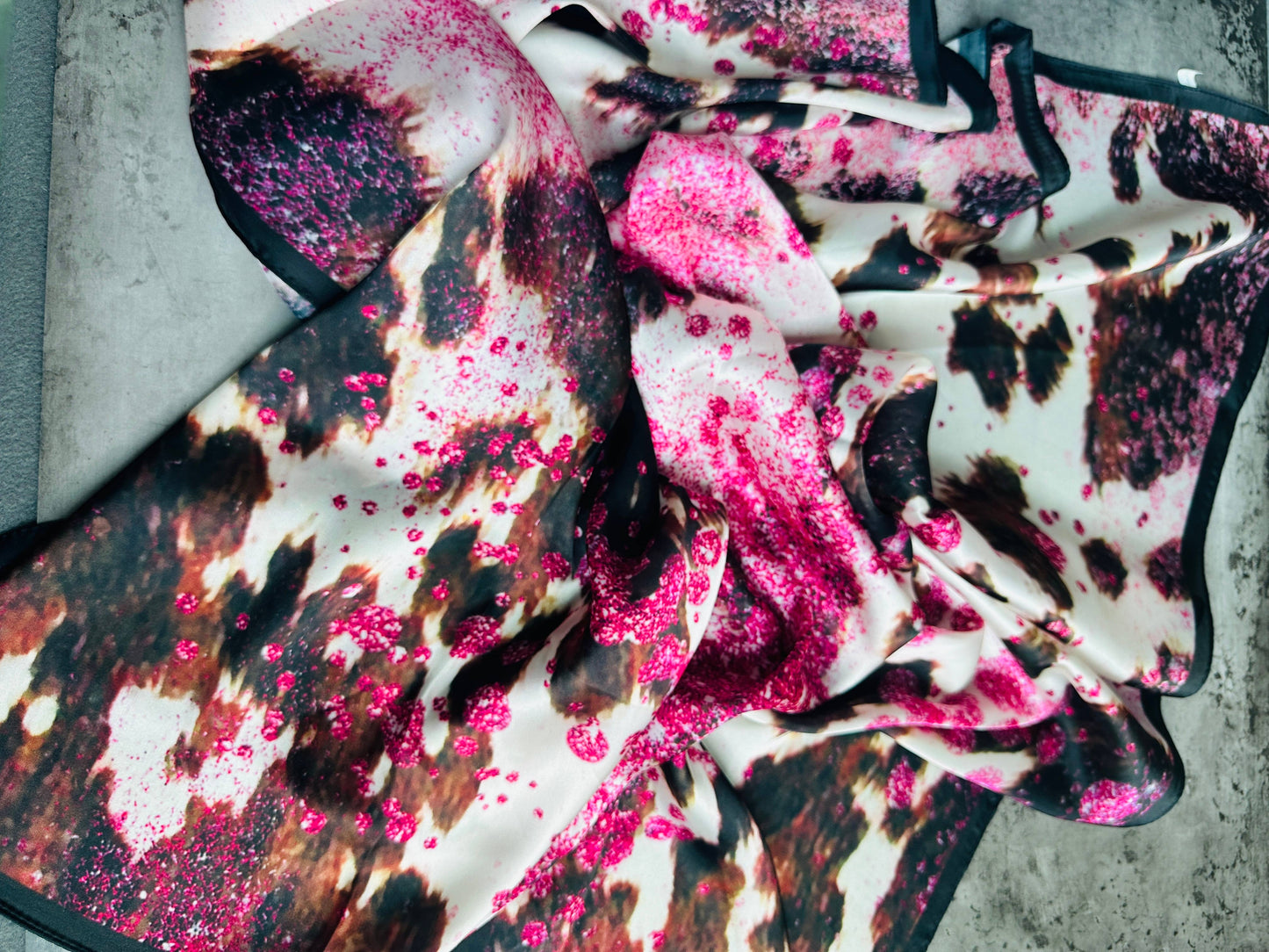 Glimmer Pink Pony Print Wild Rag