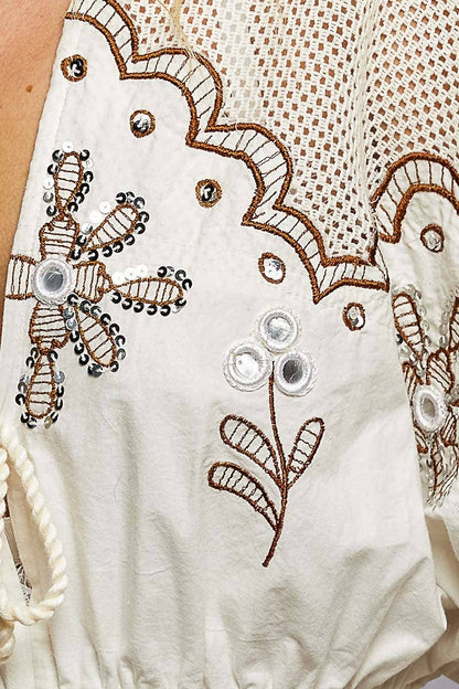 Crochet Shoulder Embroidery Ruffle V-Neck Short Sleeve Top
