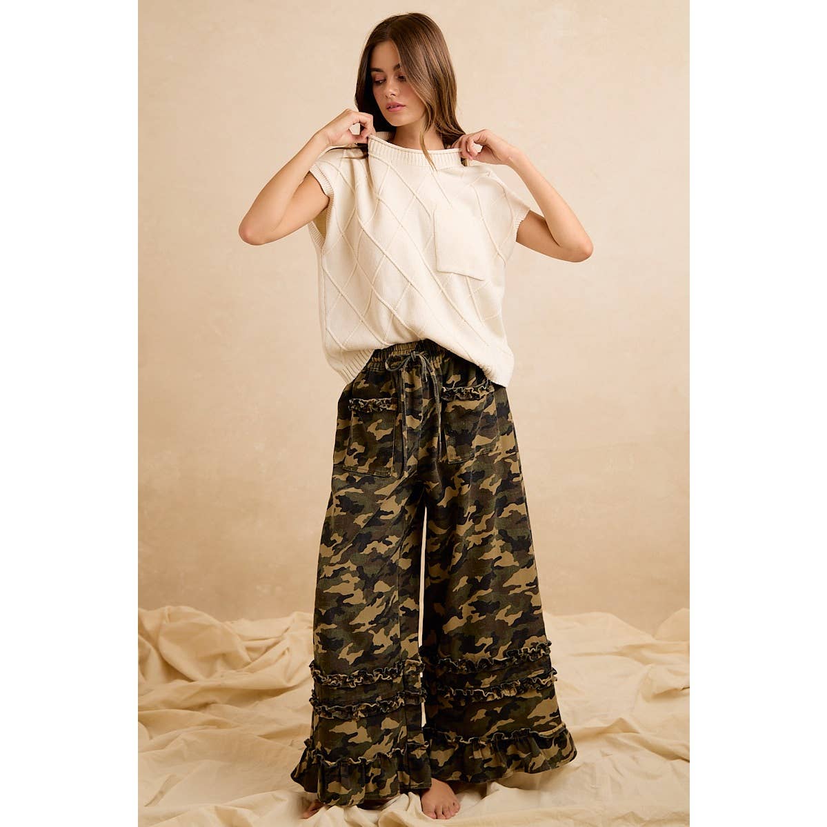 CAMOUFLAGE PRINTED TWILL RUFFLED DETAIL WIDE PANTS