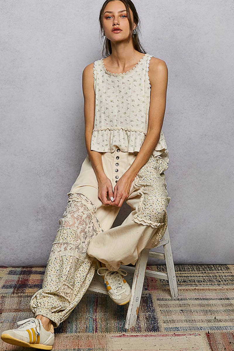 Round Neck Ruffle Hem Trim Detail Floral Sleeveless Top