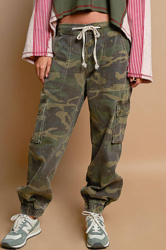 Pocket Detailed Camo Jogger Pant