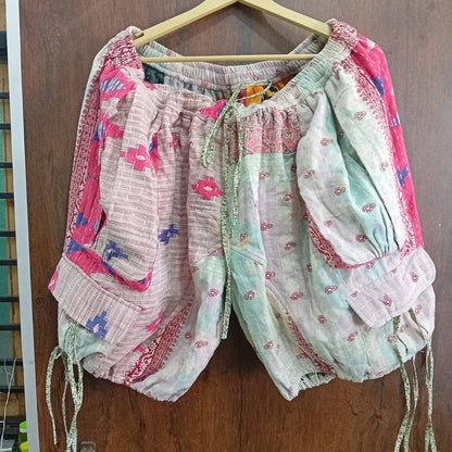 Daisy cargo shorts 