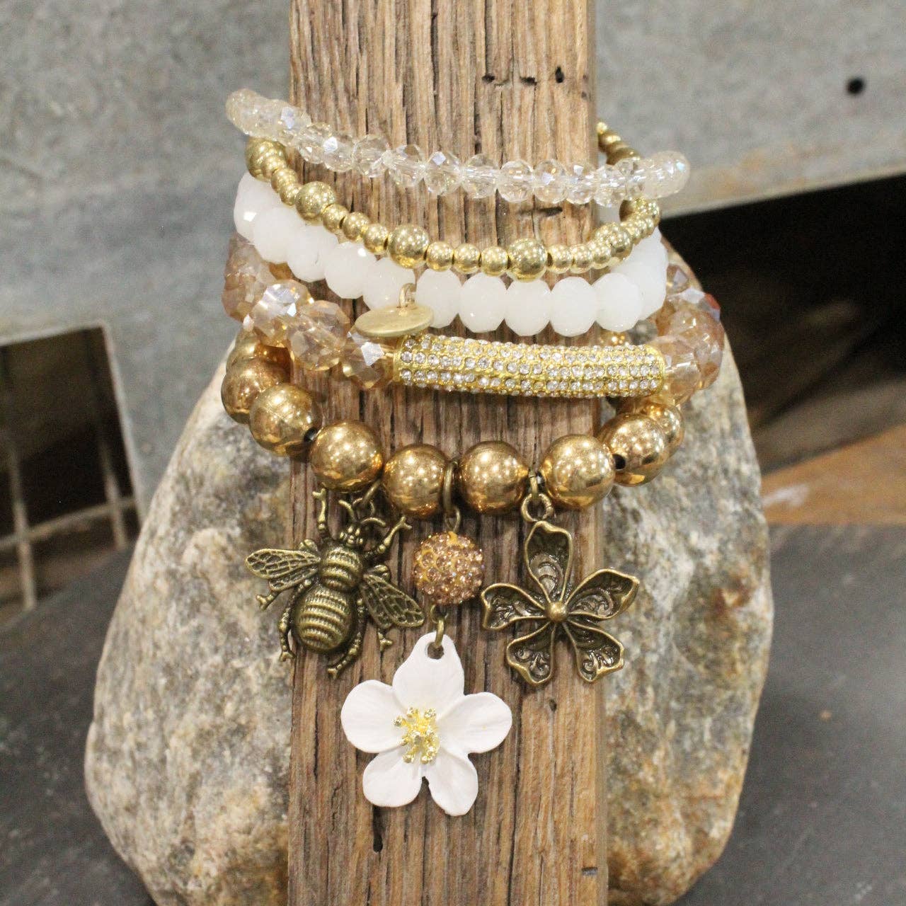 Dazzling Bee Bracelet Set