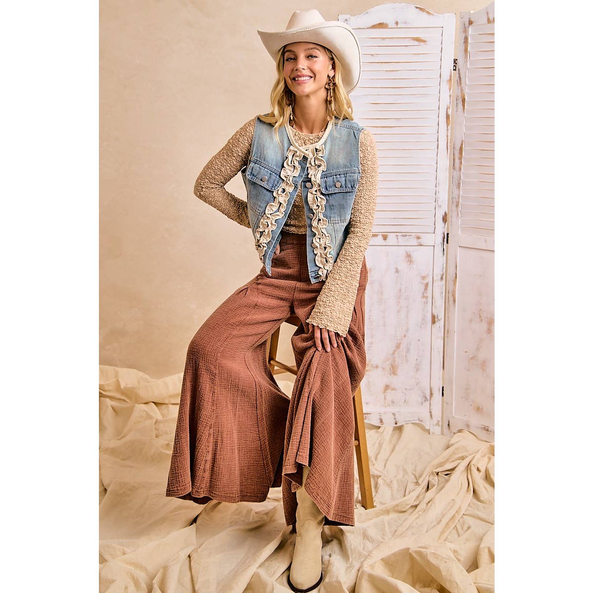 WOMEN WASHED DENIM RUFFLE LAYERING VEST