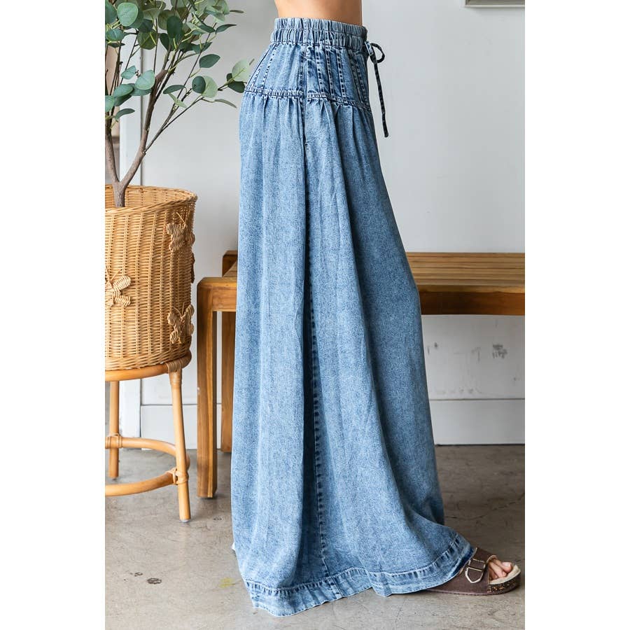 WASHED PINKTUCK WIDE LEG DENIM PANTS