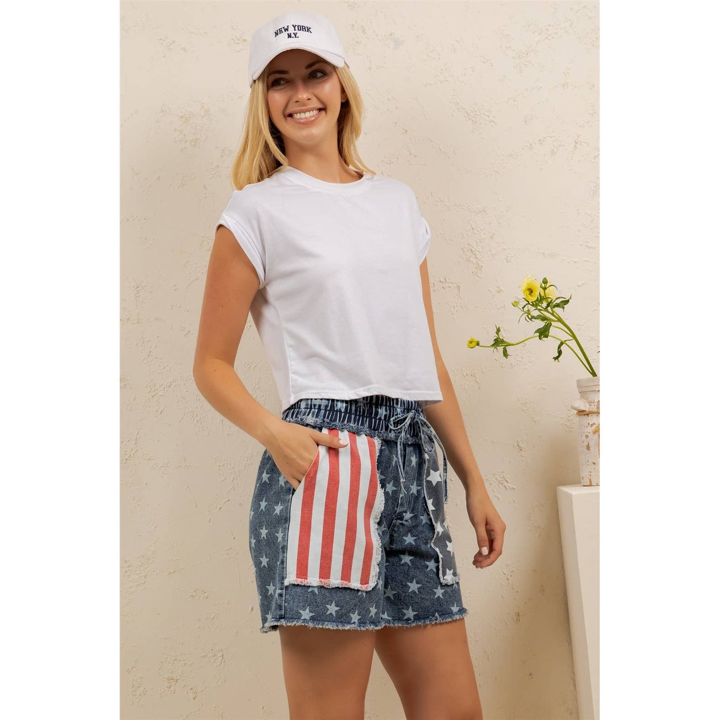 FREEDOM PATCH DENIM SHORTS