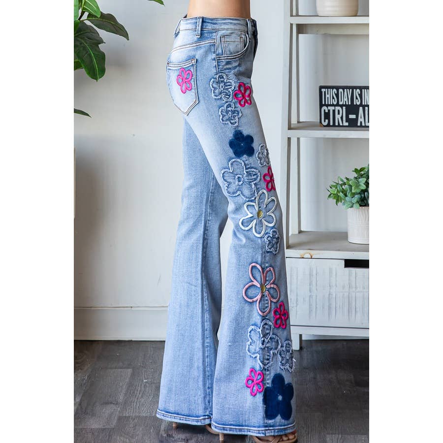 WASHED FLOWER EMBROIDERY DENIM PANTS