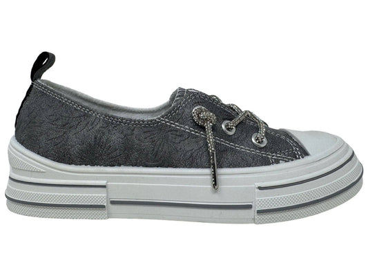 Tooled Women's  Floral Embossed Slip-on Sneaker