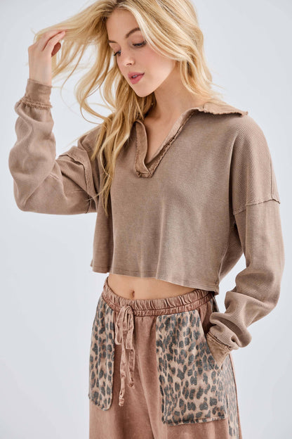 Mineral Wash Thermal V neck Collar Croptop