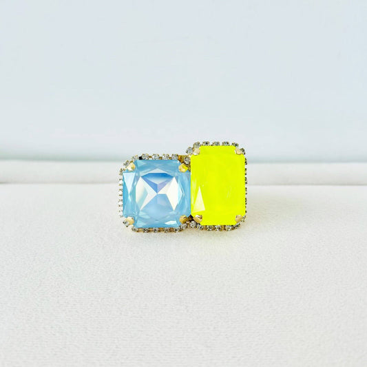 Aura Ring in Ultra Baby Blue Moon
