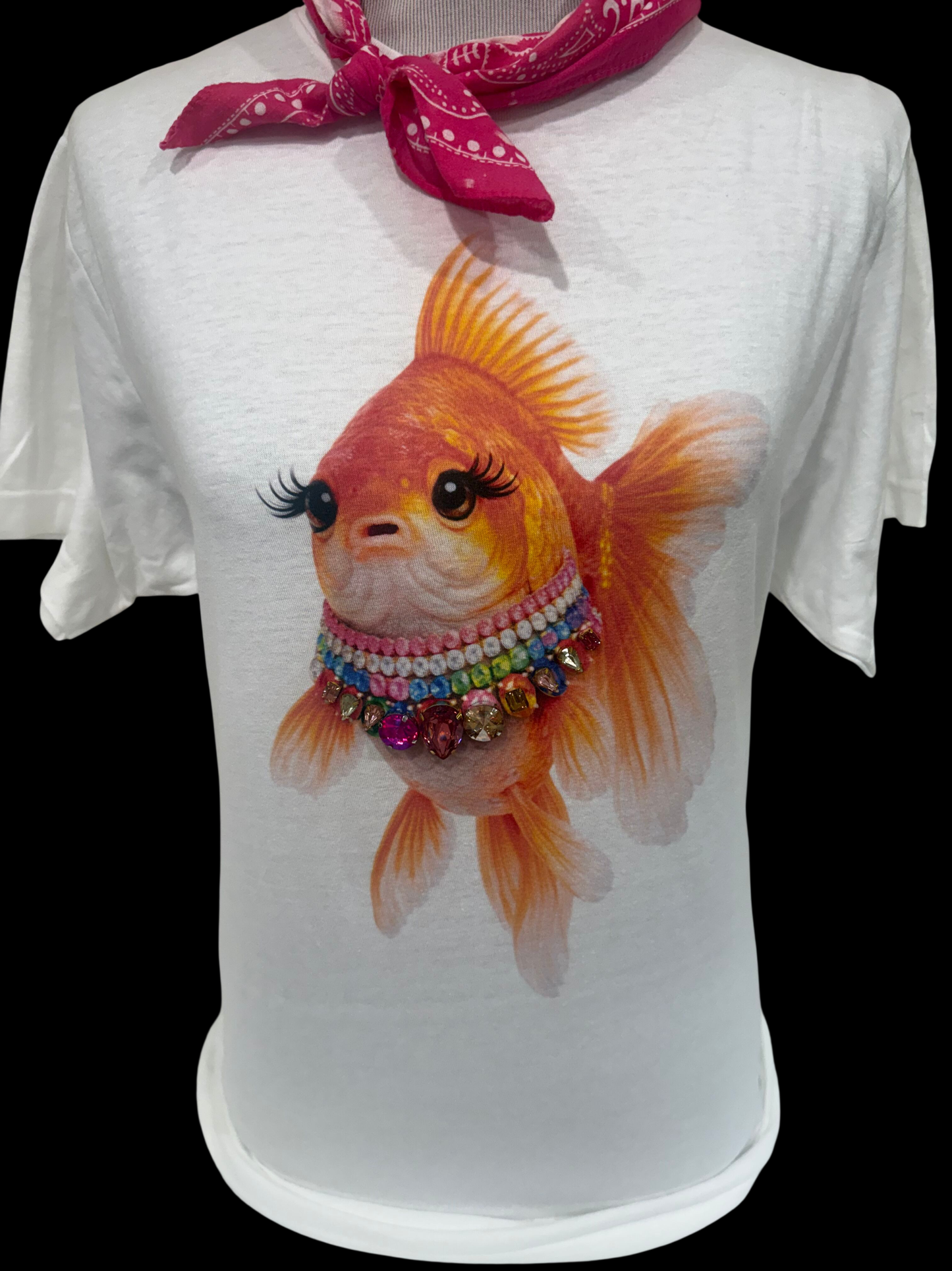 Jeweled Collar Goldfish on White or Natural Crew