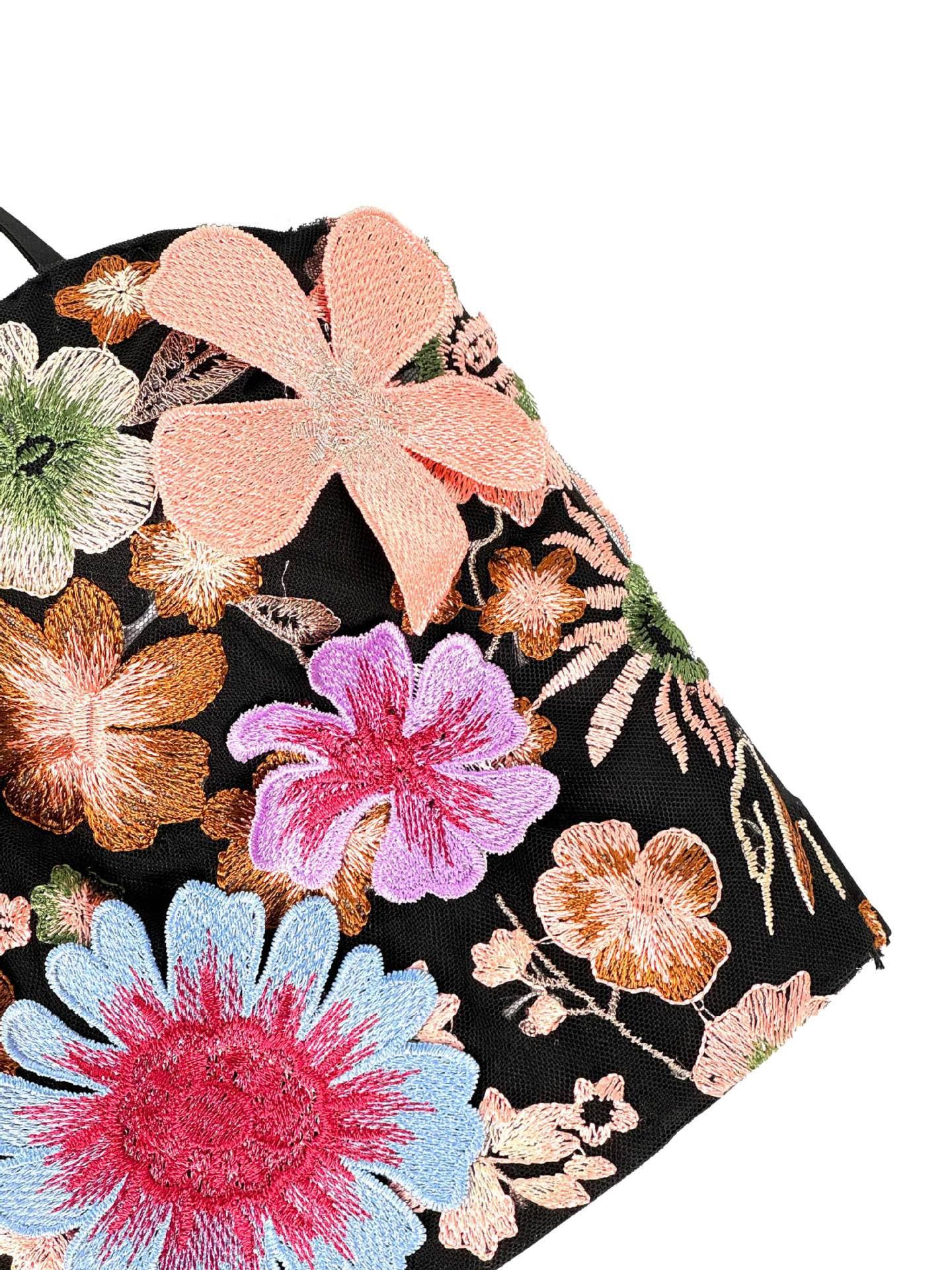 Retro Floral Embroidered Tube Top Camisole with Bra