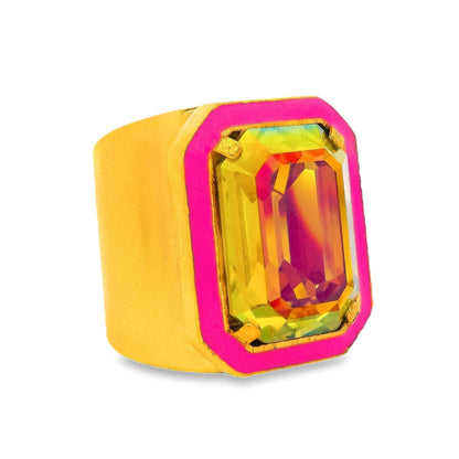 Big Dakota Ring in Neon Pink