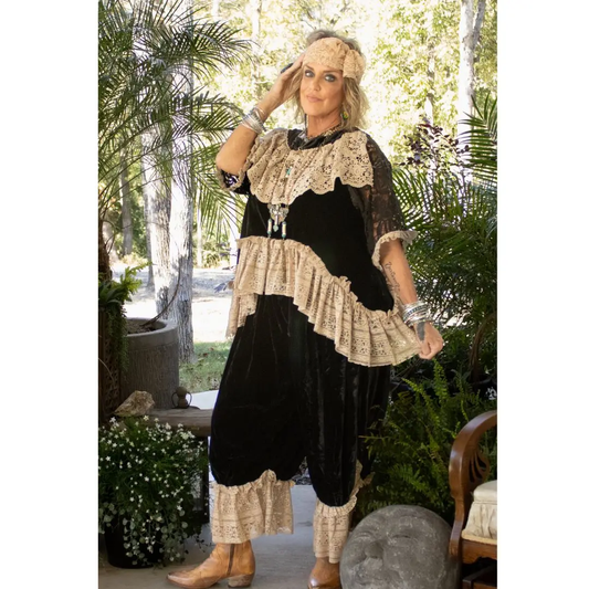 Alluring Romance Bloomers - Midnight Velvet